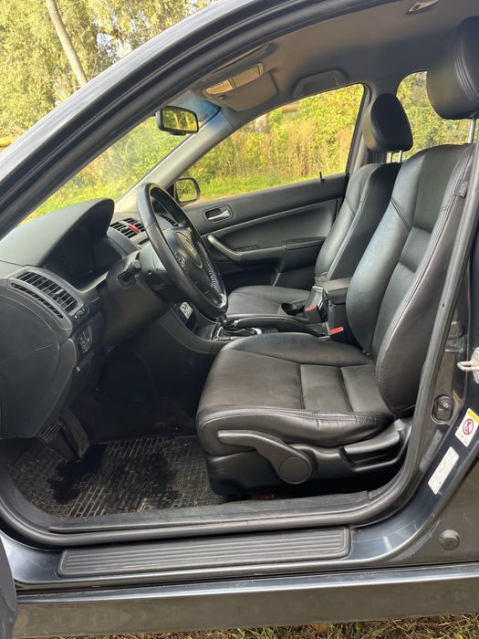 Продам honda accord  7