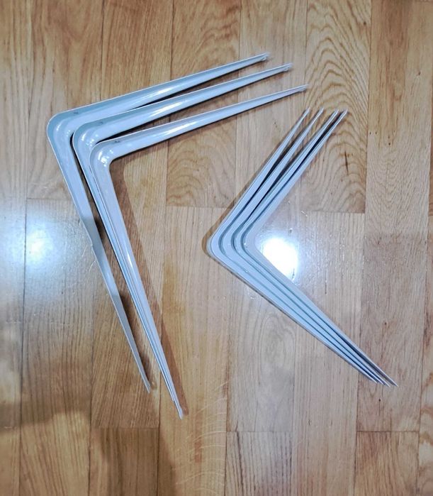 7 Suportes para prateleira  25x30 e 20x25