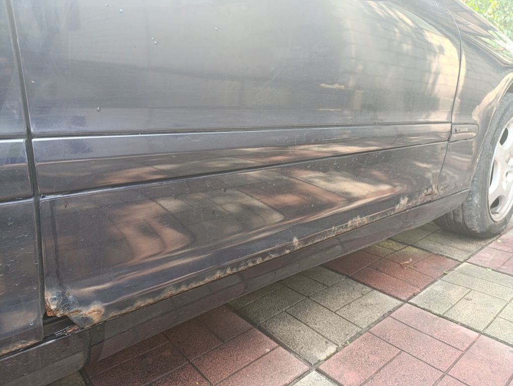 Mersedes w203 2.2 cdi 3600$