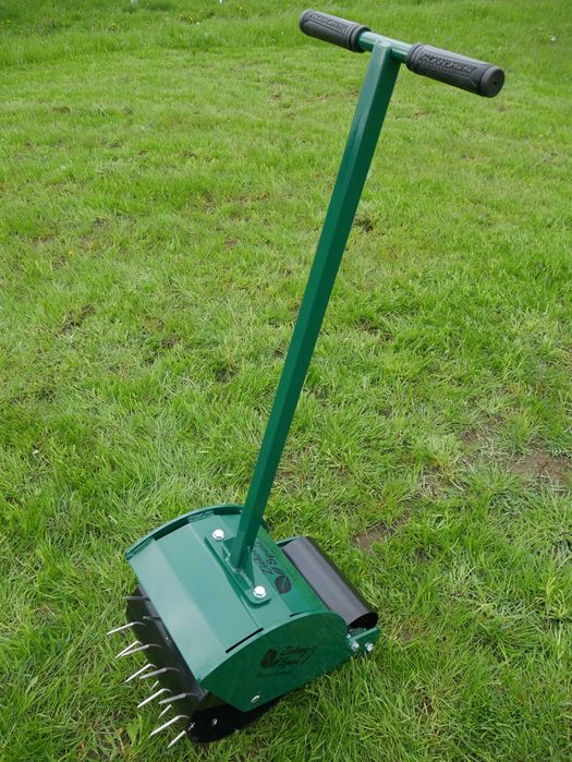 Mały Walec z kolcami Aerator do trawnika Zielony Spaw | Wysoka jakość!