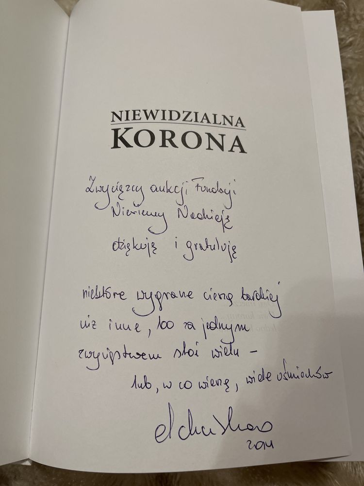 Książka Niewidzialna Korona