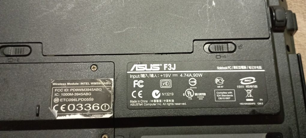 Ноутбук ASUS F3J