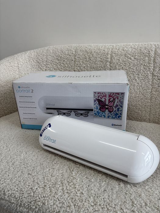 Plotter 2 Silhouette