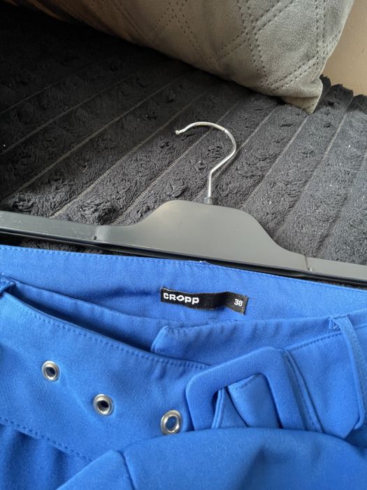 Niebieski garnitur damski