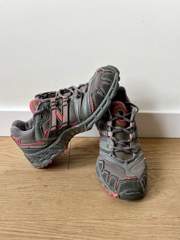 Трекінгові кросівки та черевики Timberland, New Balance 37 розмір