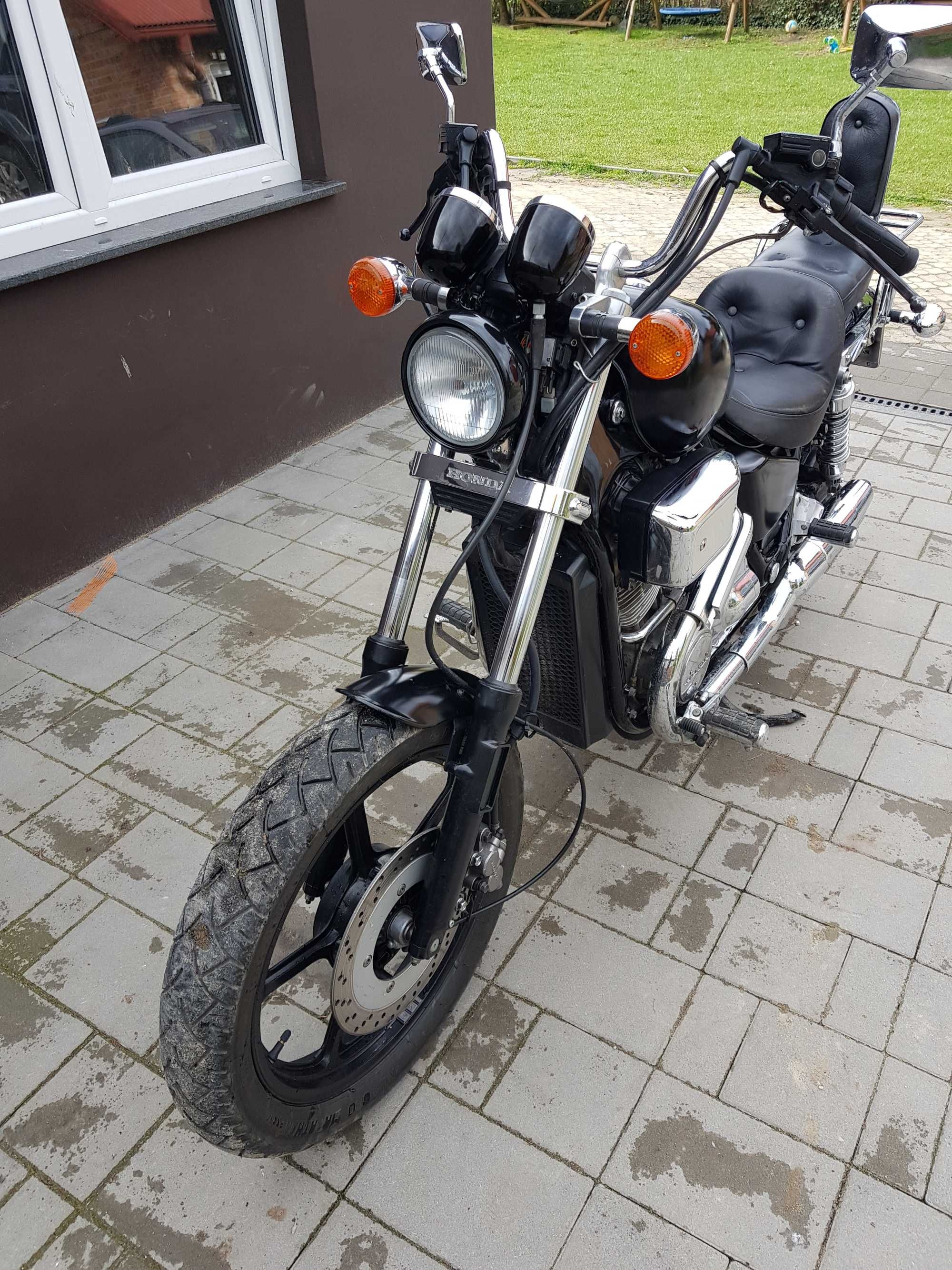 Honda Shadow 750