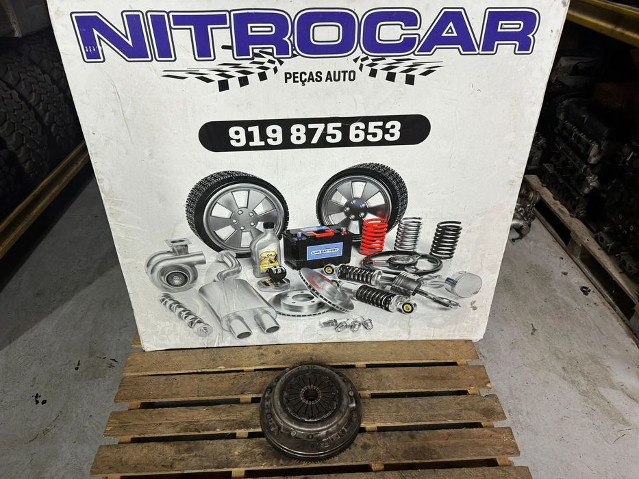 VOLANTE DO MOTOR + KIT DE EBRAIAGEM MITSUBISHI 2.5 TD