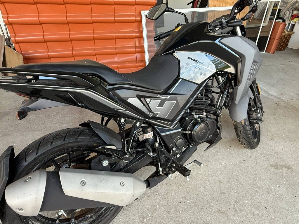 Moto SYMNH 125 como nova