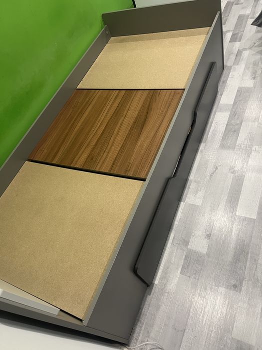 Łóżko z pojemnikiem 90x200