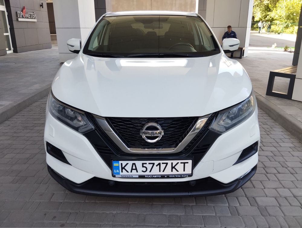 Nissan qashqai офіційний 2018 року в рідній фарбі без пошкоджень