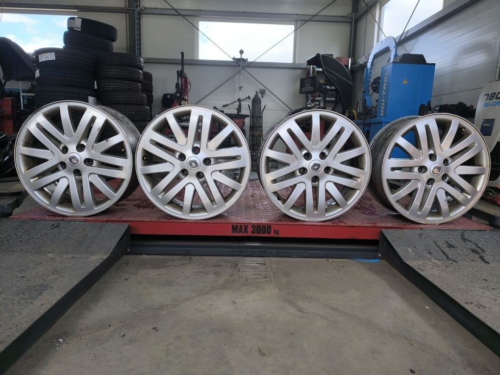 Oryginalne alufelgi 17 renault