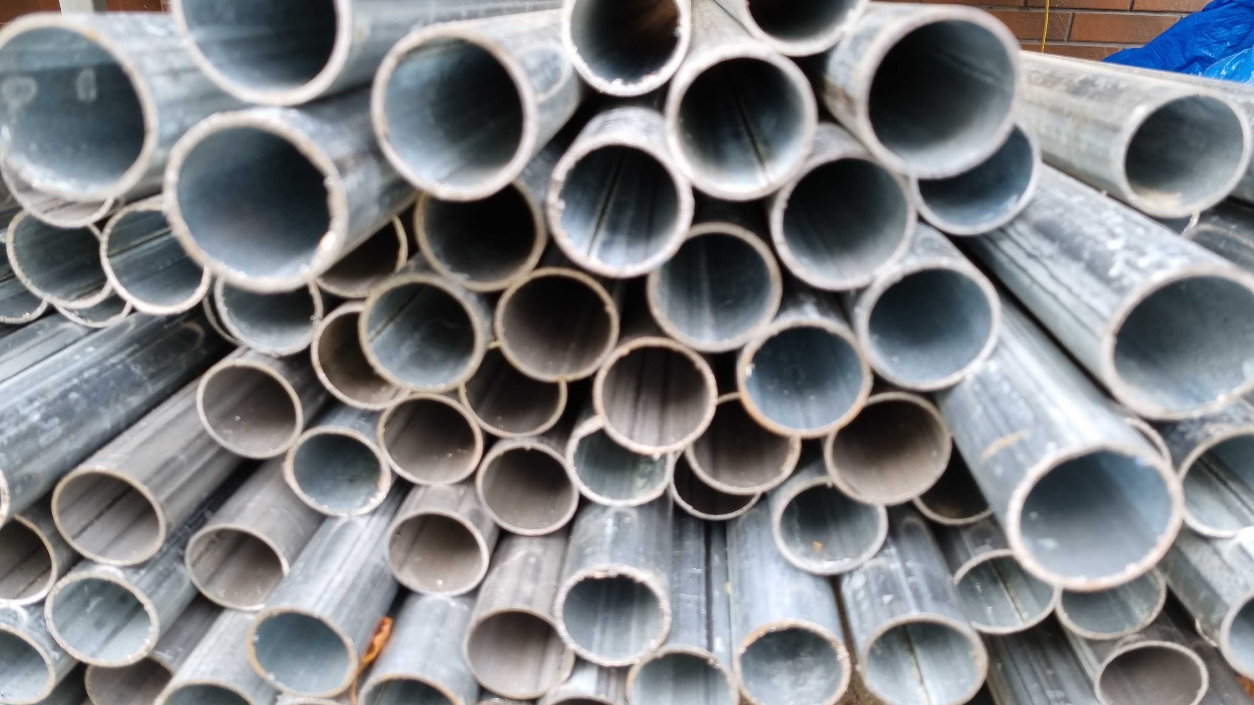 Słupek ogrodzeniowy rura fi48x2,0 ocynkowana