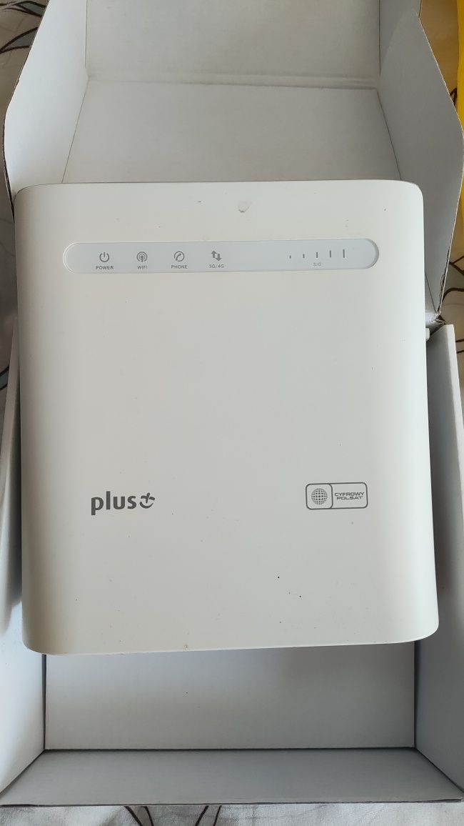 Router LTE ZTE MF286R