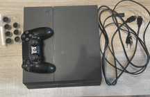 PS4 1TB + PAD+akcesoria
