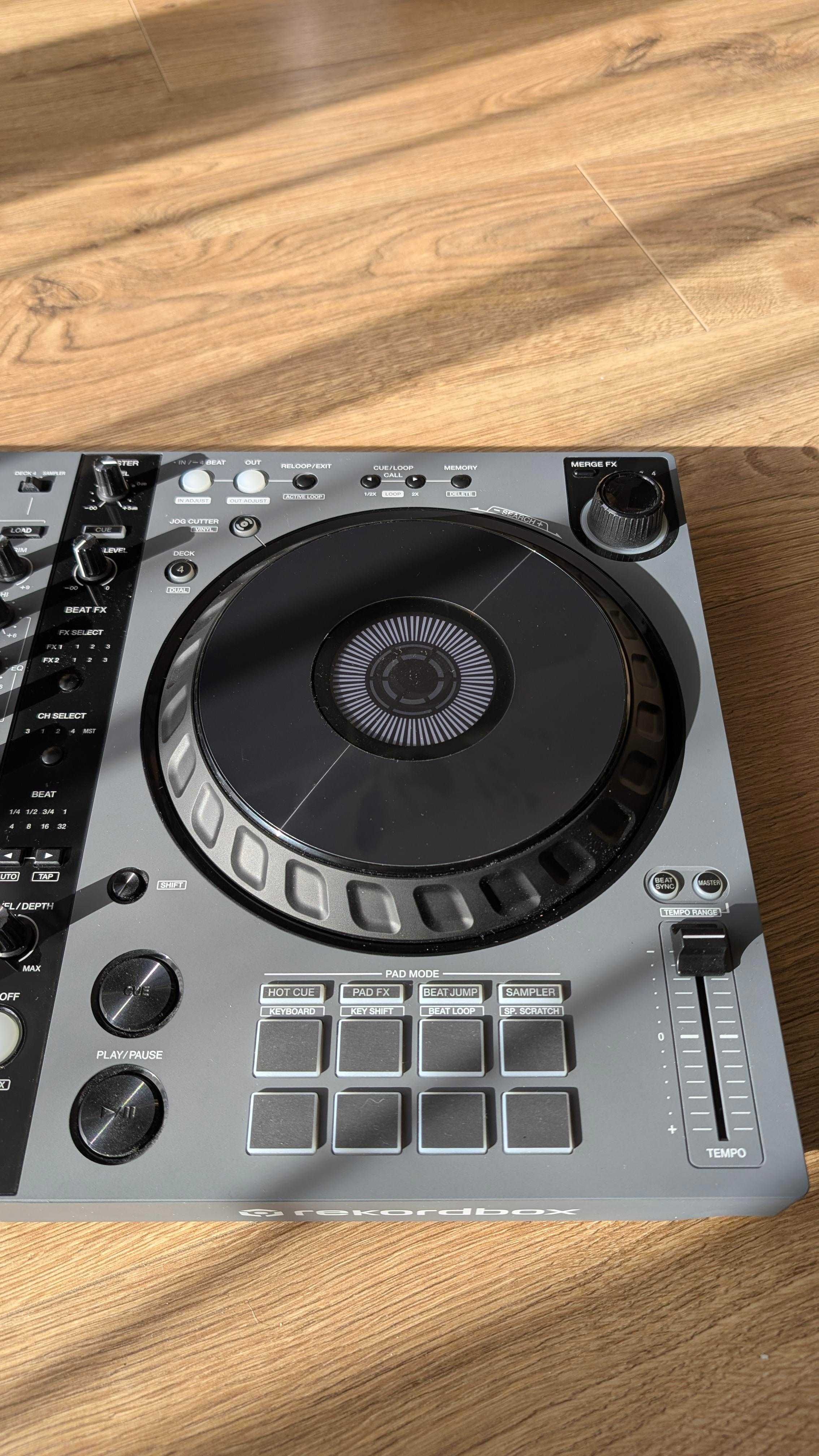 Kontroler Pioneer DJ DDJ-FLX6-GT, jak nowy.