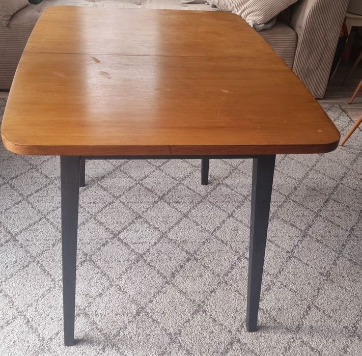 Stół drewniany rozkładany