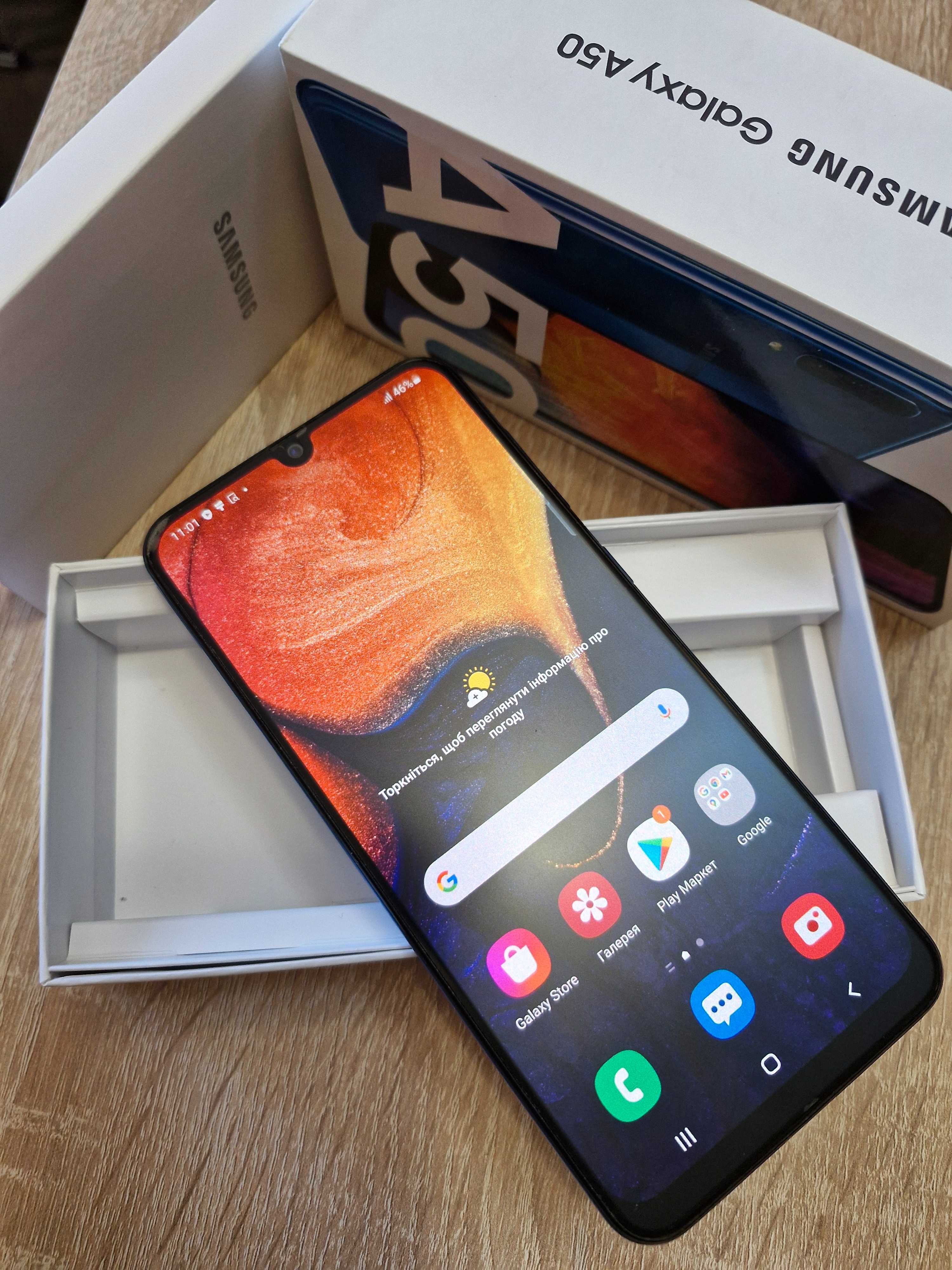 Телефон  Samsung A50 4/64 2019