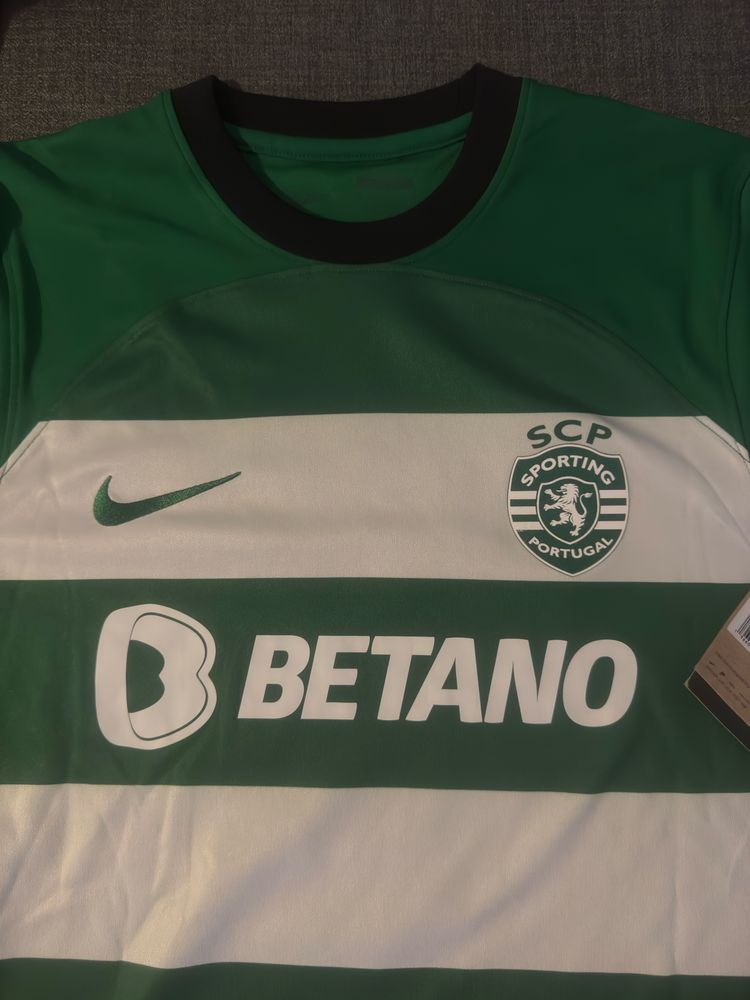 Camisola Sporting assinada por Gyokeres