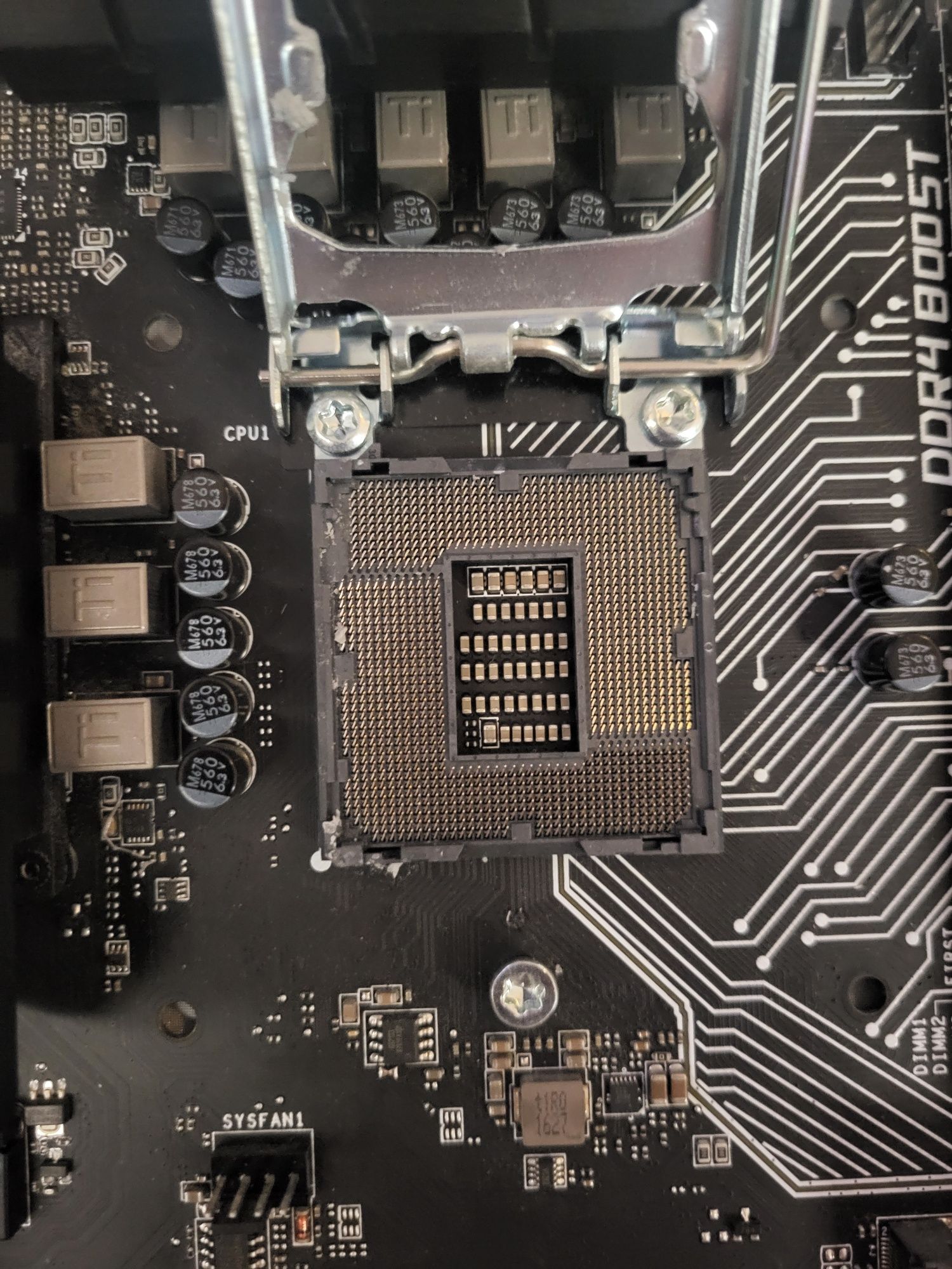 Sprzedam uszkodzona Płyta Główna MSI Z170A GAMING PRO CARBON