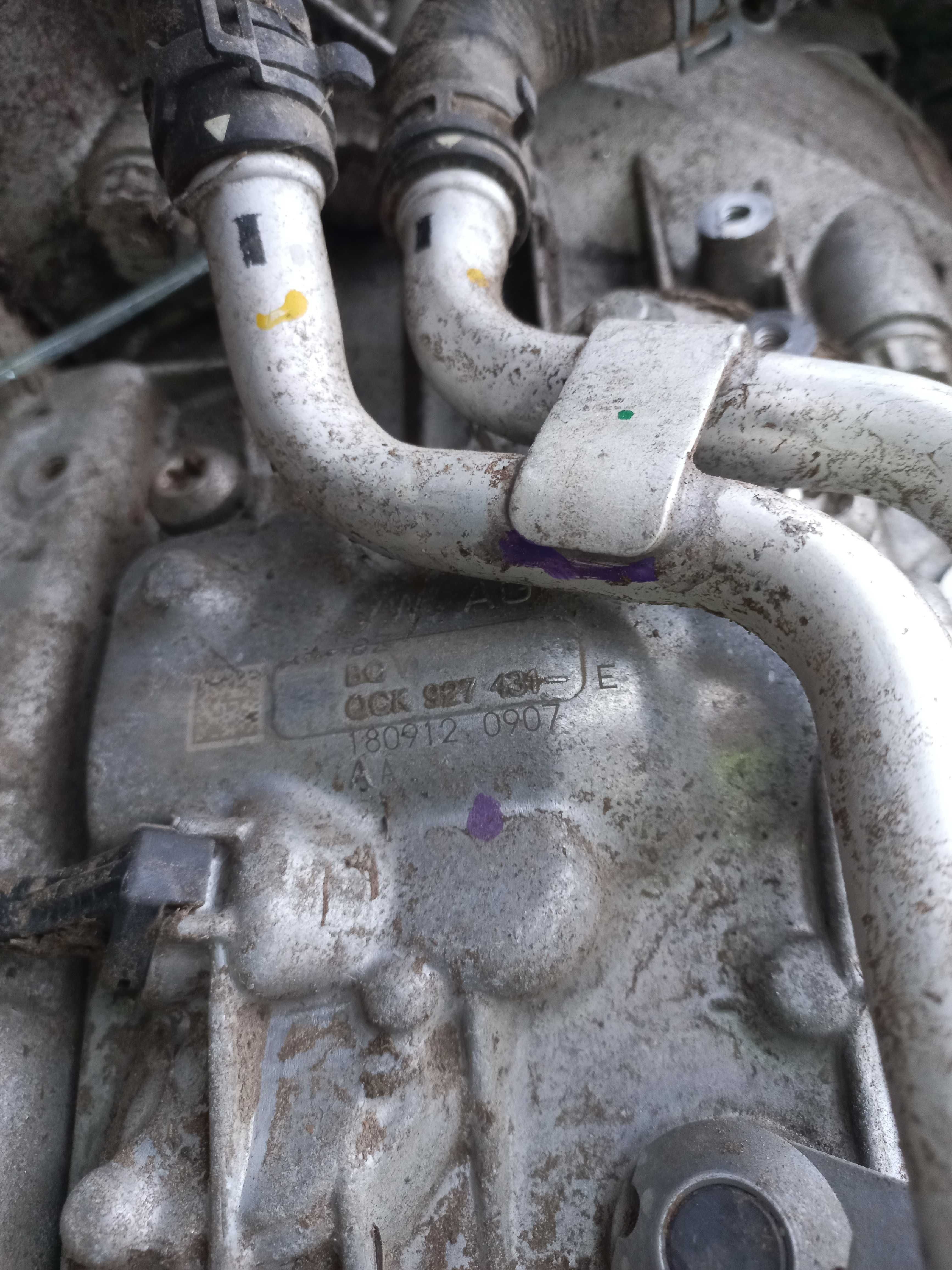 Коробка передач на Ауді A4b9 A5b9 OCL301103D Audi Q5 80a OCK301103S