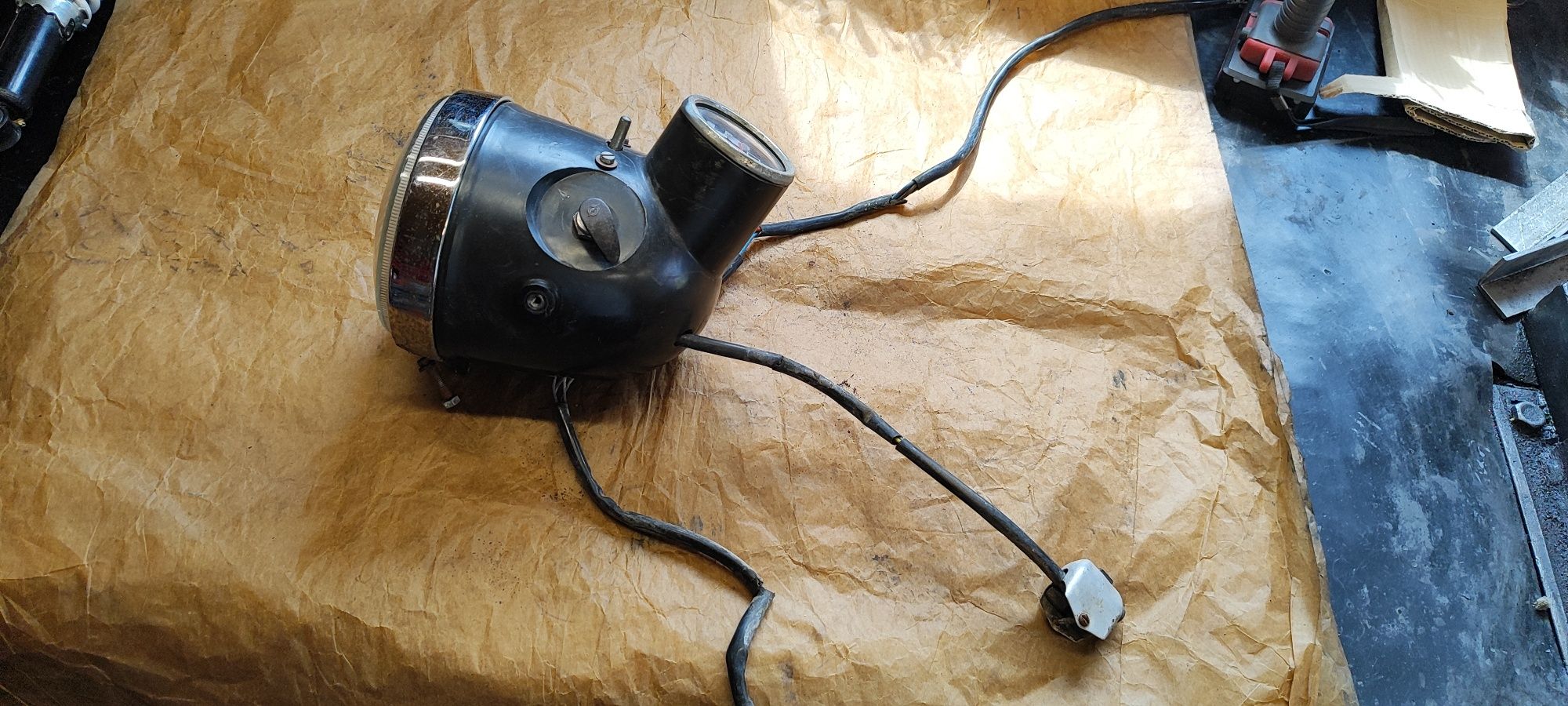 Lampa WSK 125 kompletna licznik stacyjka szkło ramka odblask WSK 175