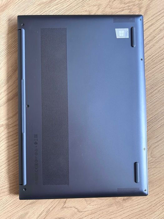 Laptop Yoga Slim 7 Pro 14ACH5 OLED 2.8k