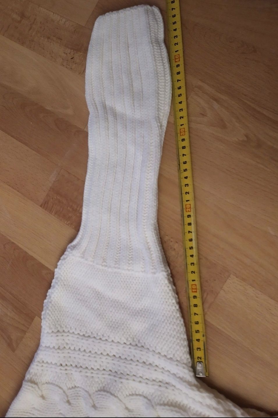Nowy bialy sweter Top secret 42