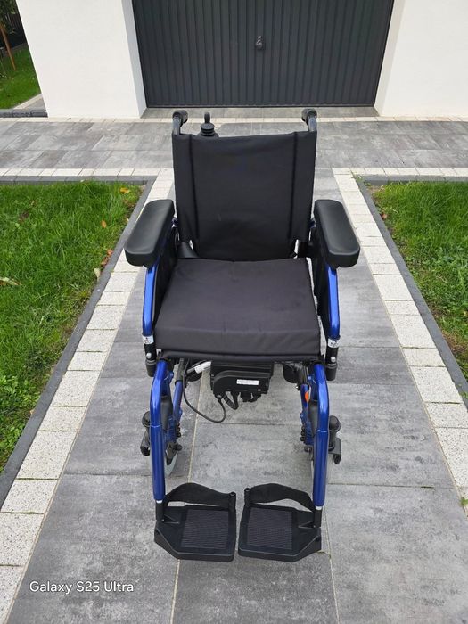 Wózek inwalidzki elektryczny duży zasięg 32km.