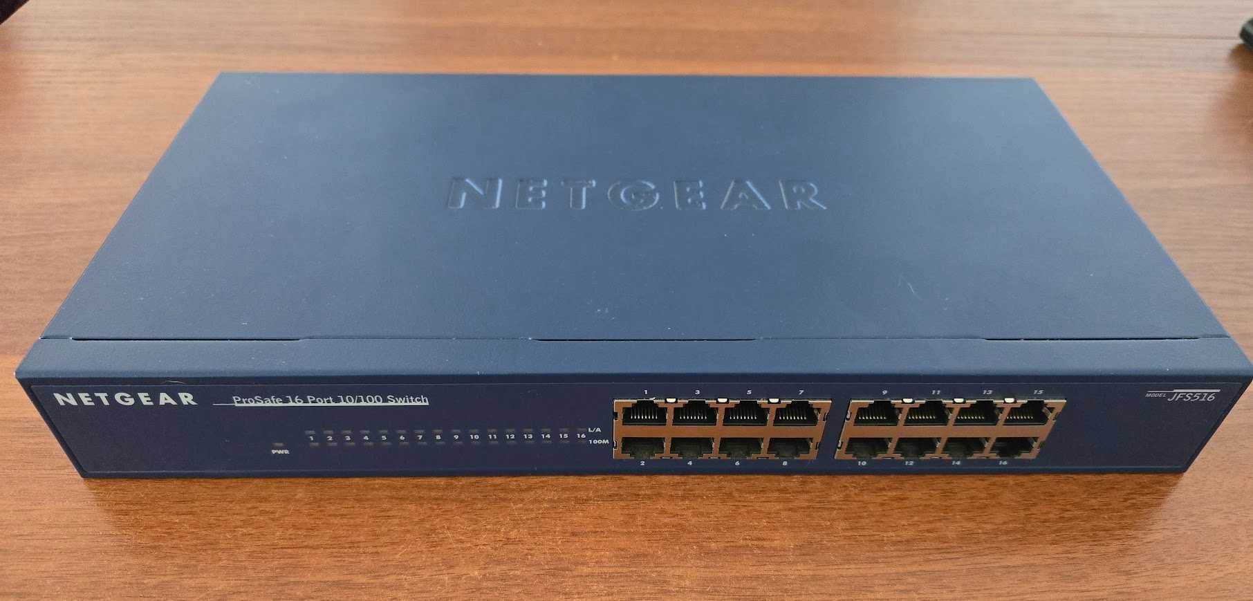 Netgear ProSafe 16p JFS516,16x10/100Mbit