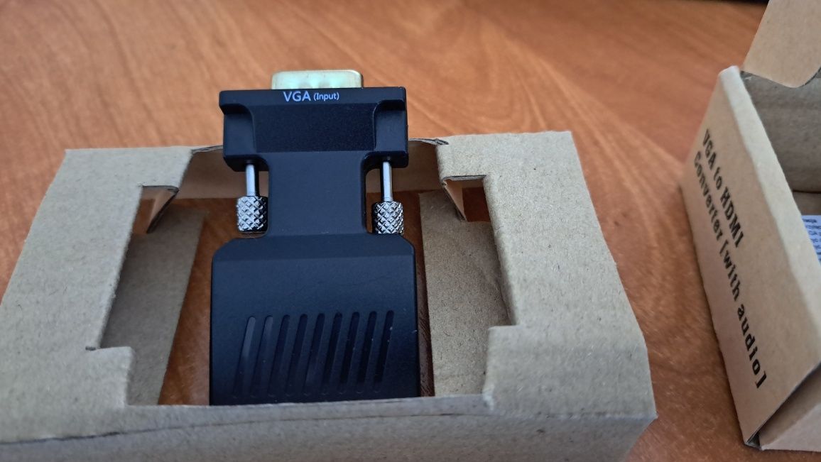 NOWY Adapter Converter VGA-HDMI z audio,FHD/komputer,monitor/OKAZJA