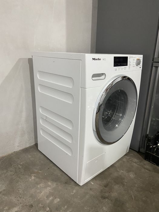 Пральна машина Miele