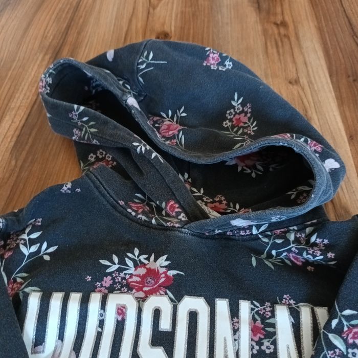 Bluza 134 140 H&M z kapturem dziewczęca kwiaty aplikacja