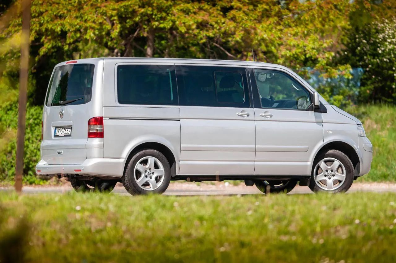 Volkswagen Multivan VW T5 Multivan 2003
