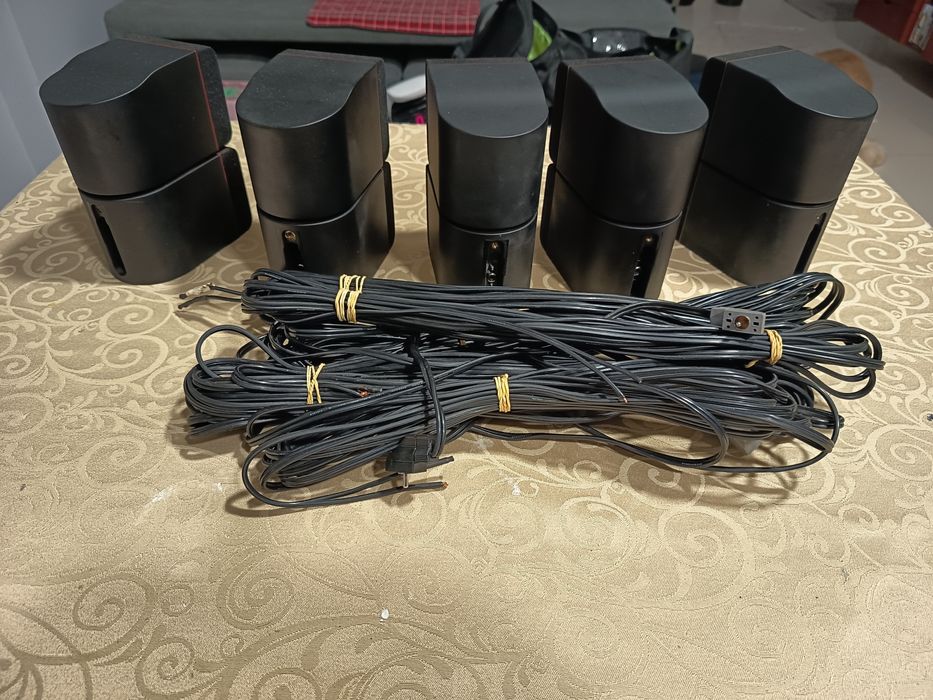 Bose 5 satelites red line
