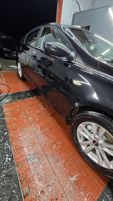 Hyundai Sonata YF 2.4