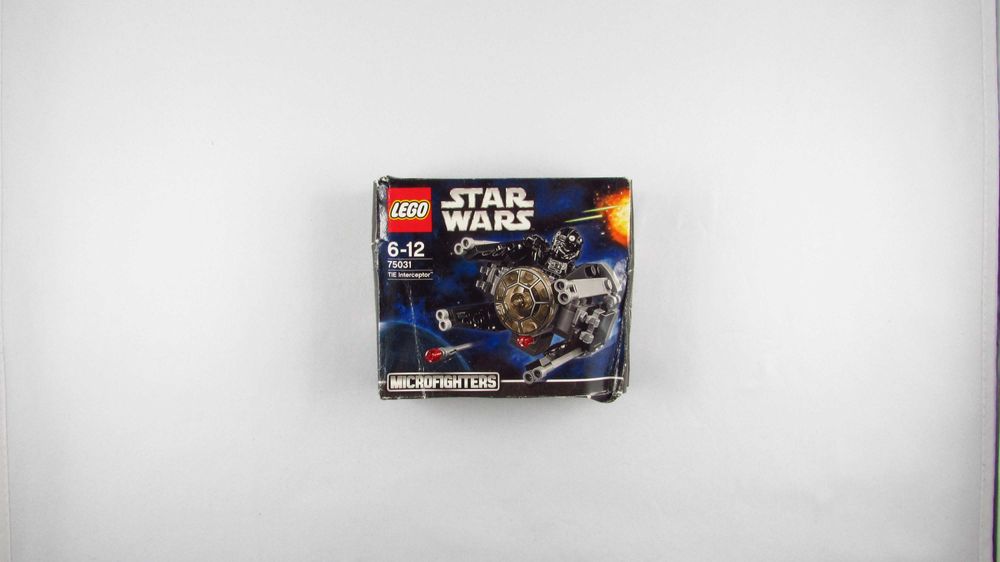 LEGO - Star Wars 75031 TIE Interceptor