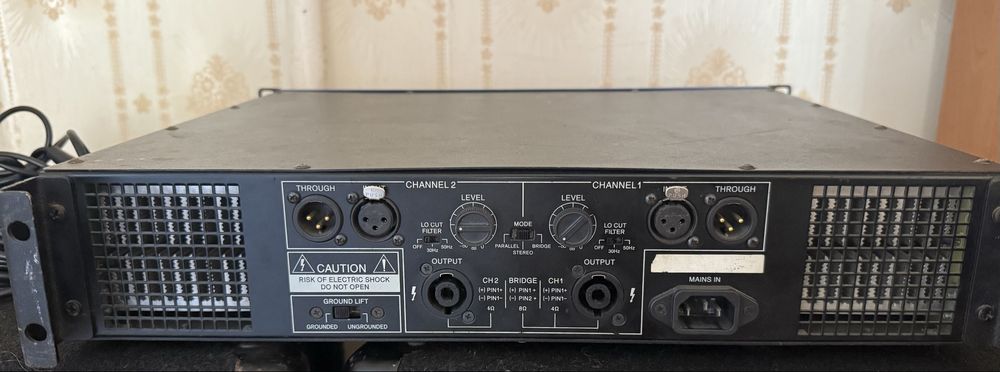 Усилитель мощности Park Audio V4-1200 (не работает 1 канал)