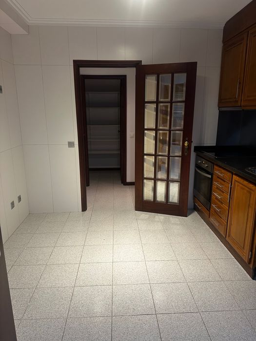Apartamento T2 em Mafamude