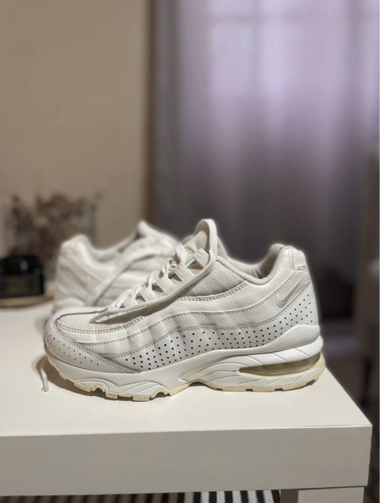 Nike Air Max 95 Brancas