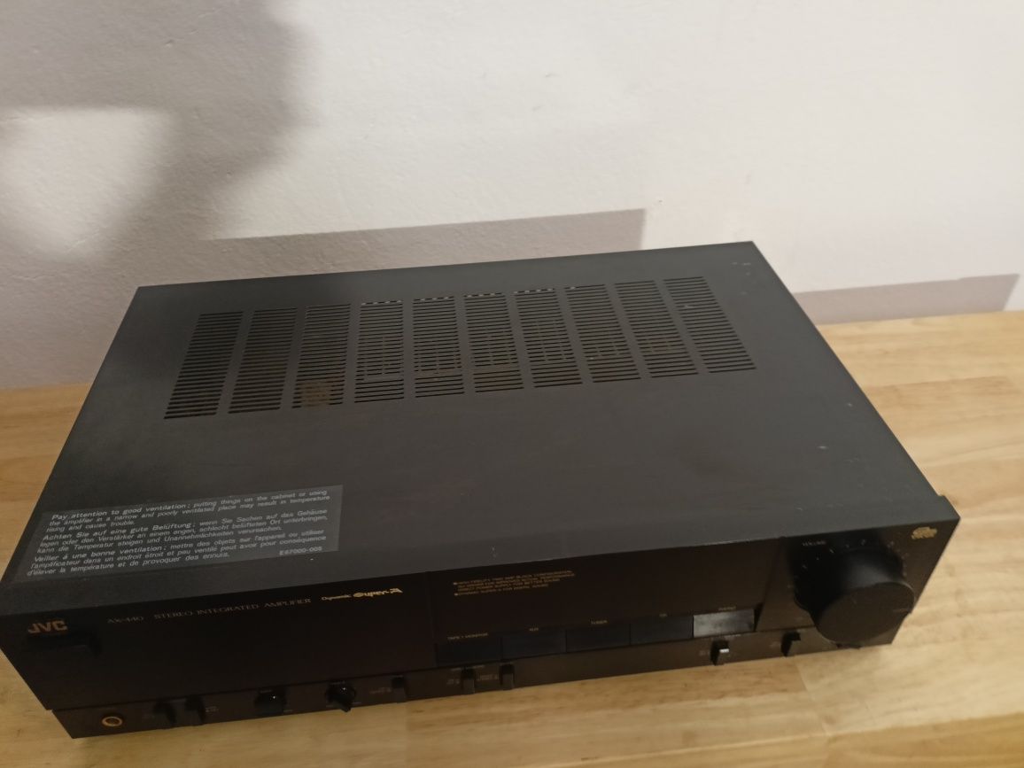 Wzmacniacz JVS-AX 440BK.