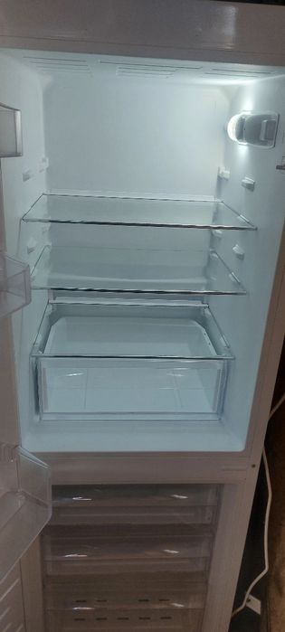 Lodówko zamrażarka kernau