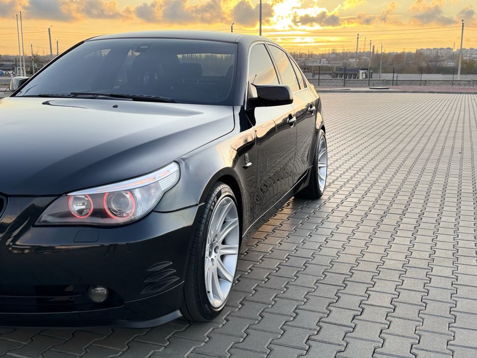 BMW-E60 ,520i , Автомат ,2004 год !