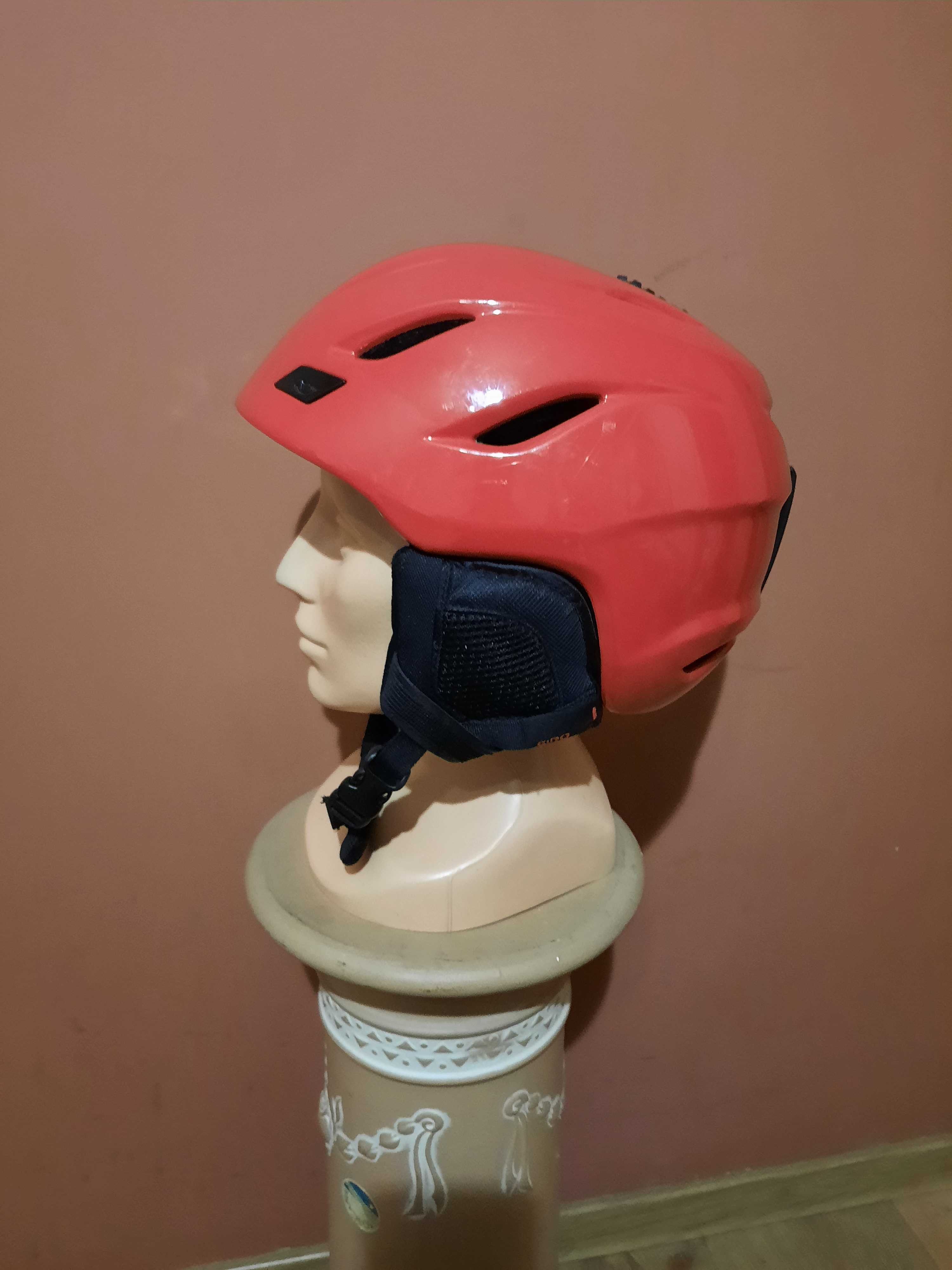 Kask narciarski giro M  55.5-59cm