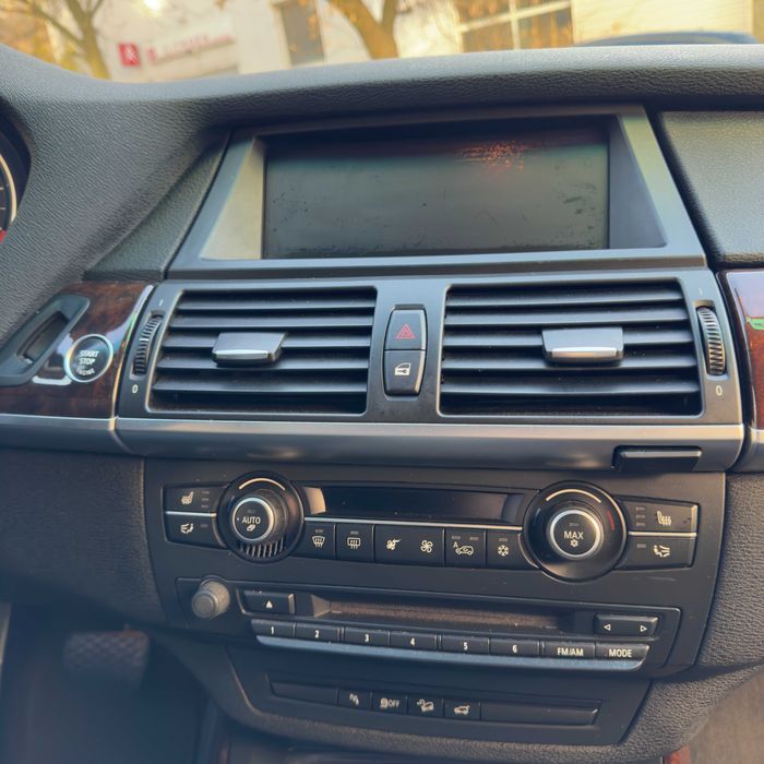 BMW X5 2011 E70 (FL) 35i АТ (306 к.с.) xDrive