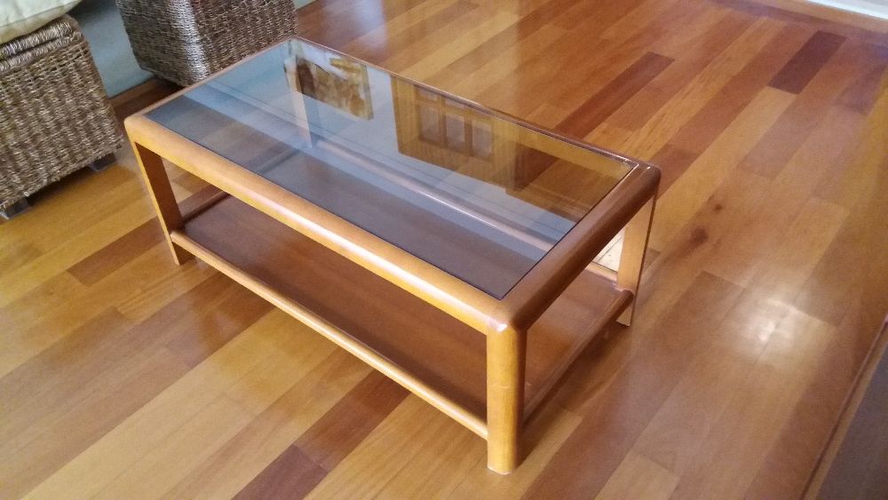Mesa de Sala em Cerejeira