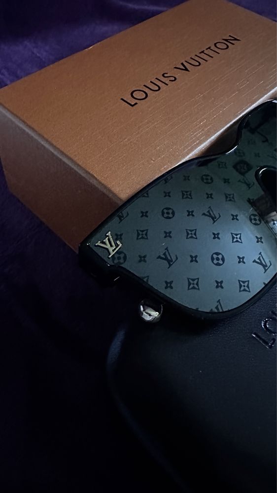 Okulary LV komplet z podelkiem Louis Vuitton