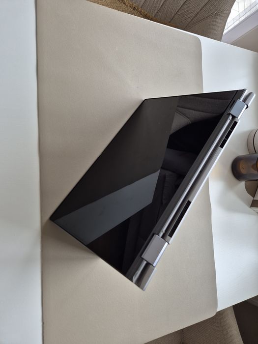 Laptopa Tablet 2w1 Dell Inspiron 5406 Intel I5 NVIDIA GeForce MX 330