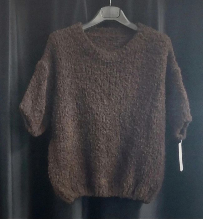 Sweter bluzka damska bukla,krótki rękaw, kolor czekoladowy.