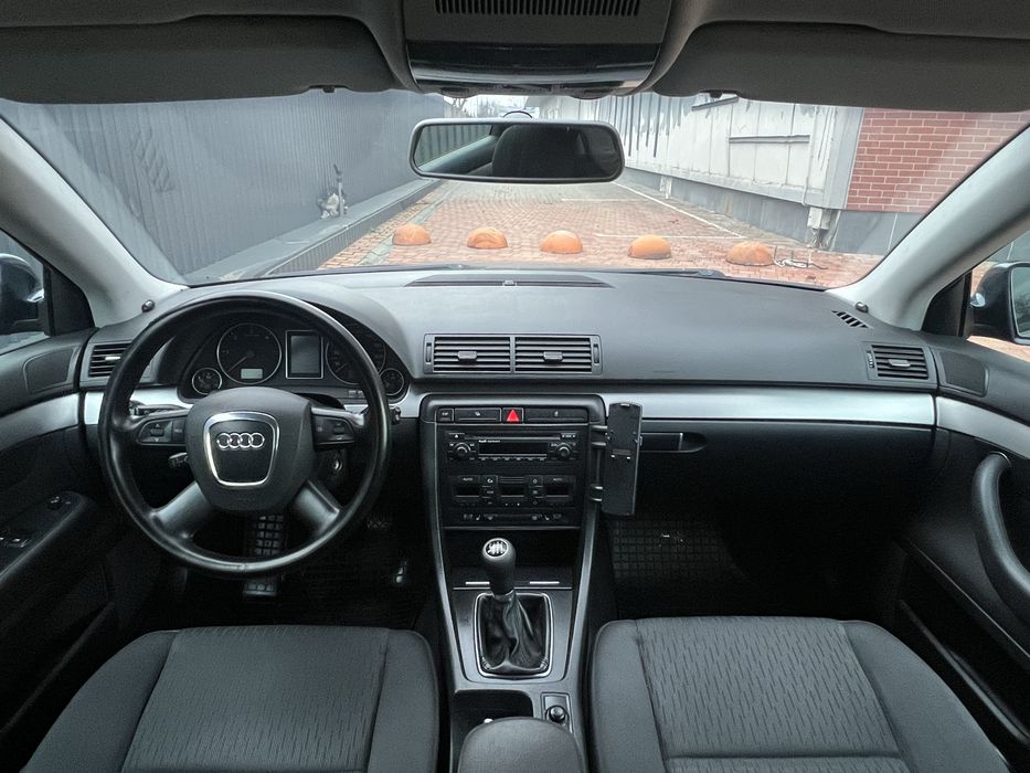 Продам ауди а4 b7