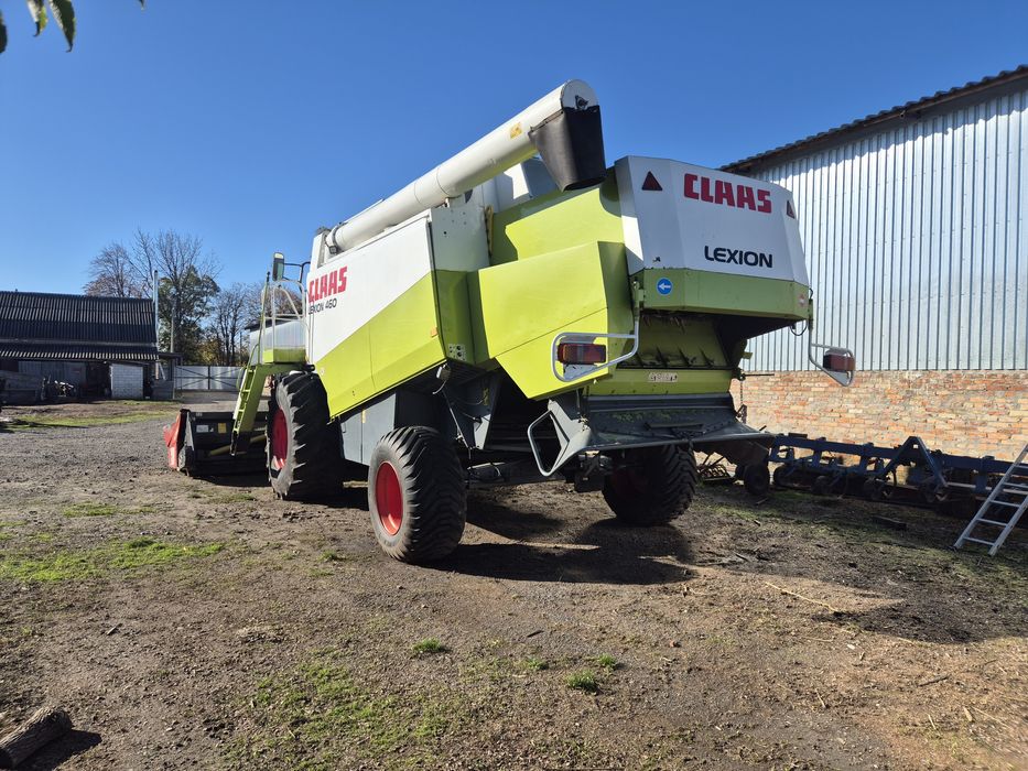 Комбайн Claas Iexion 460